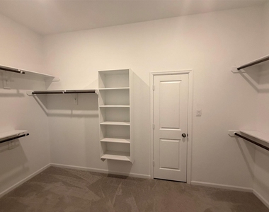 4922 Sand Clouds Drive - Photo Thumbnail 22