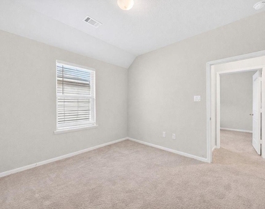 6002 Rivercane Way - Photo Thumbnail 28