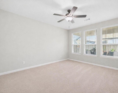 6002 Rivercane Way - Photo Thumbnail 14