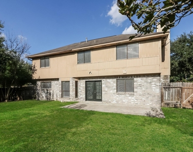 7447 Woodland West Drive - Photo Thumbnail 16