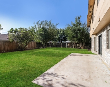 7447 Woodland West Drive - Photo Thumbnail 17