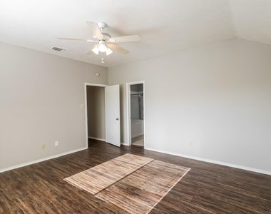 7447 Woodland West Drive - Photo Thumbnail 12