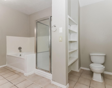 7447 Woodland West Drive - Photo Thumbnail 15