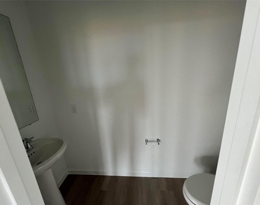 2708 Lantana Breeze Dr - Photo Thumbnail 8