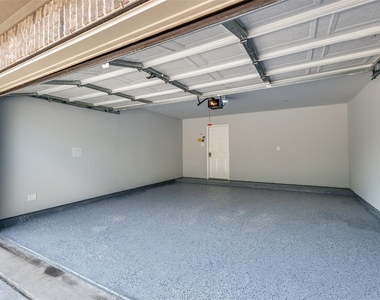 1123 Sophia Street - Photo Thumbnail 9