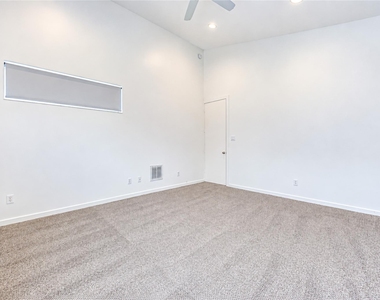 2234 Leeland Street - Photo Thumbnail 14