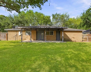 4902 Ridgestone Street - Photo Thumbnail 13