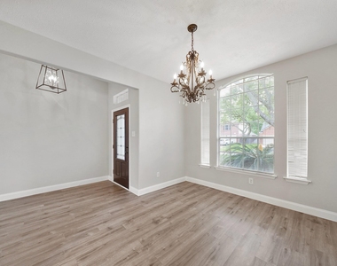 4414 Casey Circle - Photo Thumbnail 1