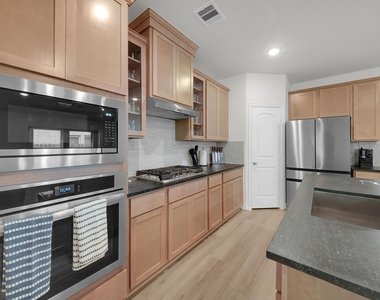11914 Fletching Stone Lane - Photo Thumbnail 5