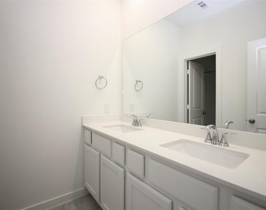 6527 Scarlet Pond Lane - Photo Thumbnail 30