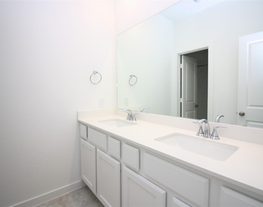 6527 Scarlet Pond Lane - Photo Thumbnail 31