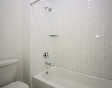 6527 Scarlet Pond Lane - Photo Thumbnail 28