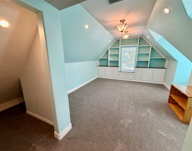 22806 Lantana Drive - Photo Thumbnail 15