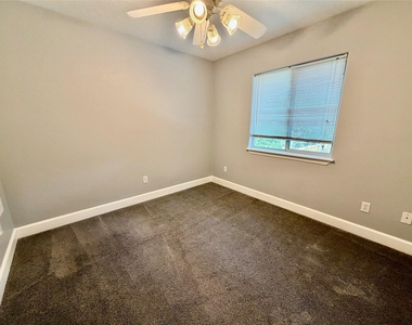 22806 Lantana Drive - Photo Thumbnail 27
