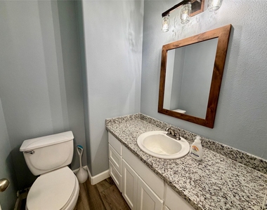 22806 Lantana Drive - Photo Thumbnail 14