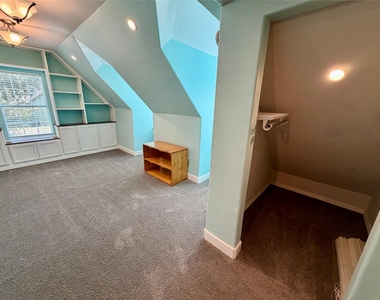 22806 Lantana Drive - Photo Thumbnail 16