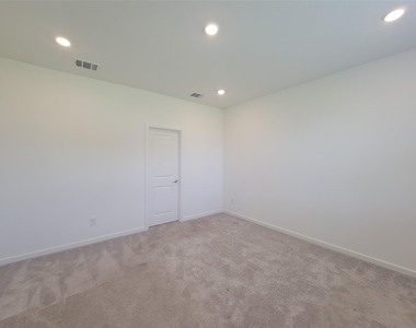 7730 Primrose Myrtle Lane - Photo Thumbnail 13