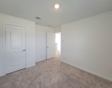 7730 Primrose Myrtle Lane - Photo Thumbnail 23