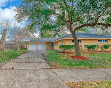 6130 Shadow Crest Street - Photo Thumbnail 32