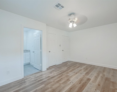 6130 Shadow Crest Street - Photo Thumbnail 27