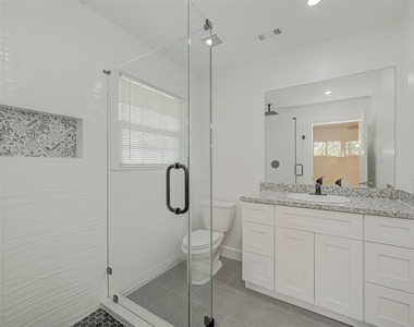 6130 Shadow Crest Street - Photo Thumbnail 24