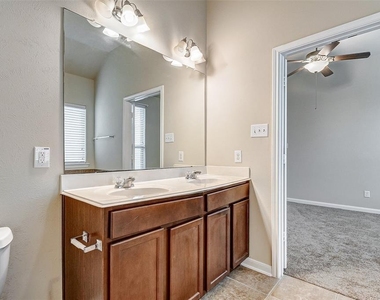 22402 Lavaca Ranch Lane - Photo Thumbnail 16
