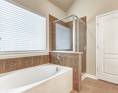 22402 Lavaca Ranch Lane - Photo Thumbnail 17