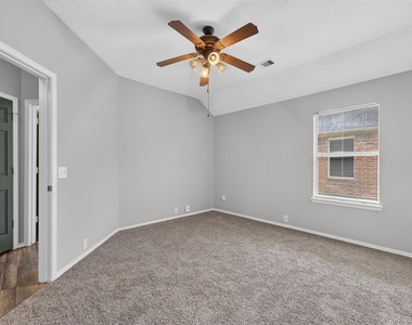 30303 Mesa Valley Drive - Photo Thumbnail 15