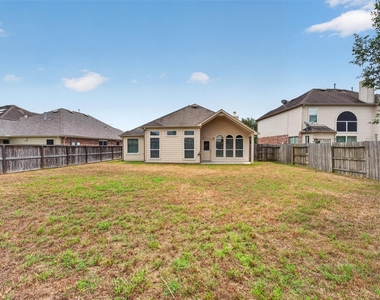 30303 Mesa Valley Drive - Photo Thumbnail 17