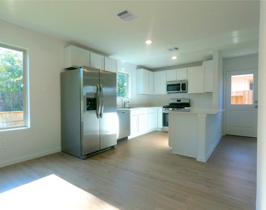 1644 Colina Creek - Photo Thumbnail 8