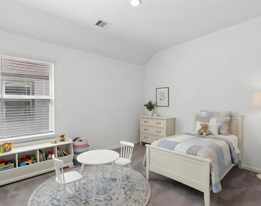 661 Royal Arch Drive - Photo Thumbnail 26