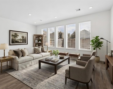 661 Royal Arch Drive - Photo Thumbnail 8
