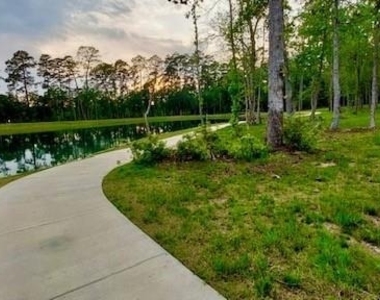 661 Royal Arch Drive - Photo Thumbnail 32