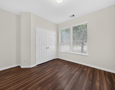 26343 Riley Glen Drive - Photo Thumbnail 7