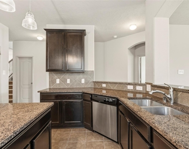 5907 Water Violet Lane - Photo Thumbnail 9