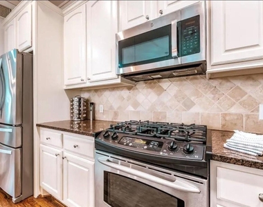 5303 Nett Street - Photo Thumbnail 5