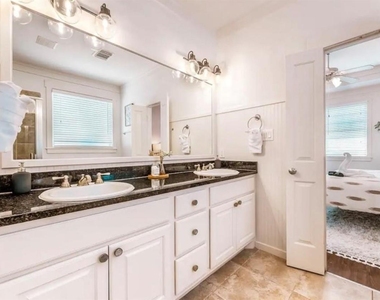 5303 Nett Street - Photo Thumbnail 6