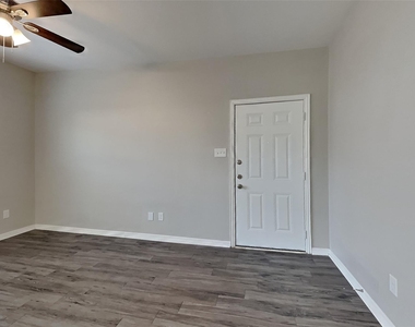 10030 Sweet Olive Way - Photo Thumbnail 5