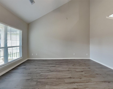 10030 Sweet Olive Way - Photo Thumbnail 2