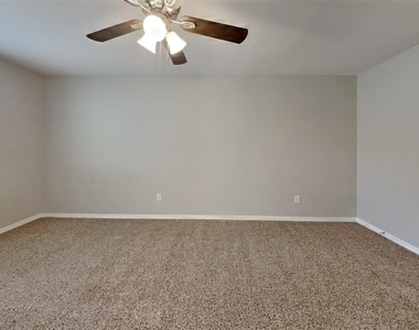 10030 Sweet Olive Way - Photo Thumbnail 13