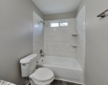 10030 Sweet Olive Way - Photo Thumbnail 14