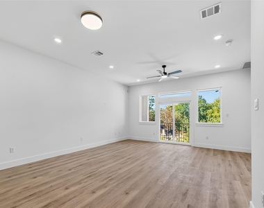 3315 Nettleton Street - Photo Thumbnail 14