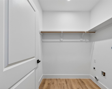 3315 Nettleton Street - Photo Thumbnail 17