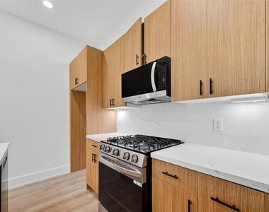 3315 Nettleton Street - Photo Thumbnail 11