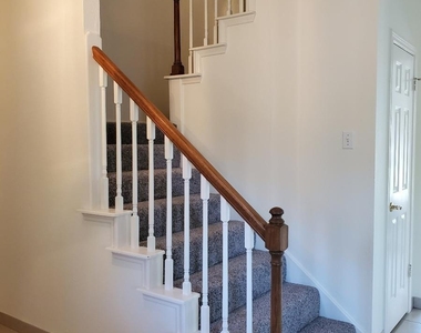 7211 N Hearthstone Green Drive - Photo Thumbnail 18