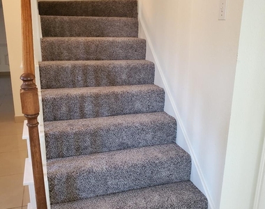 7211 N Hearthstone Green Drive - Photo Thumbnail 20