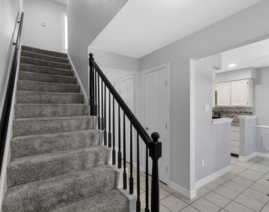 10324 Longmont Drive - Photo Thumbnail 10