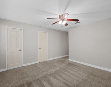 10324 Longmont Drive - Photo Thumbnail 22