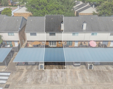 10324 Longmont Drive - Photo Thumbnail 33