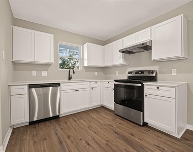 16495 Jasmine Marie Place - Photo Thumbnail 11